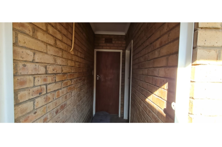 3 Bedroom Property for Sale in Naudeville Free State